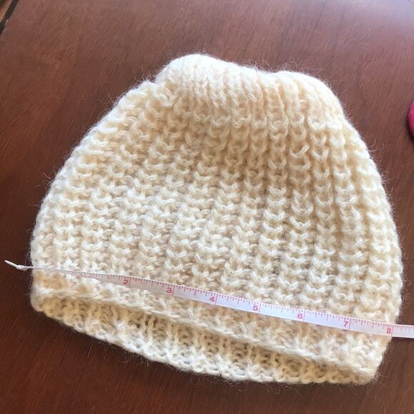 Cream Knit Hat Beanie - Picture 7 of 8